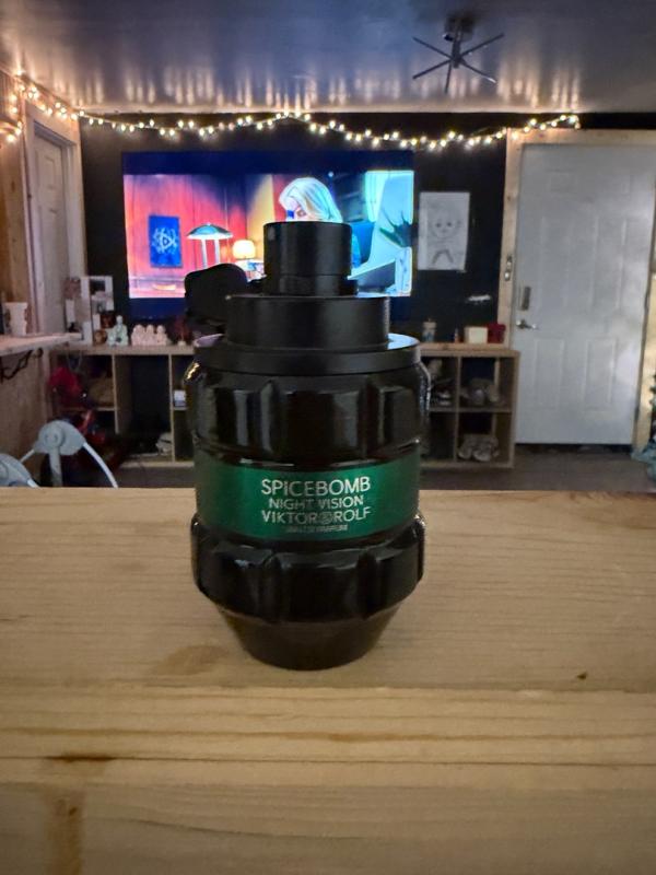 Customer carousel item 7.