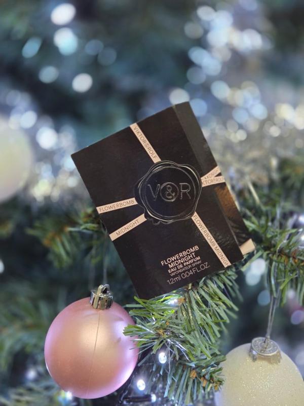 Flowerbomb Midnight Women's Perfume | Viktor & Rolf Official Site