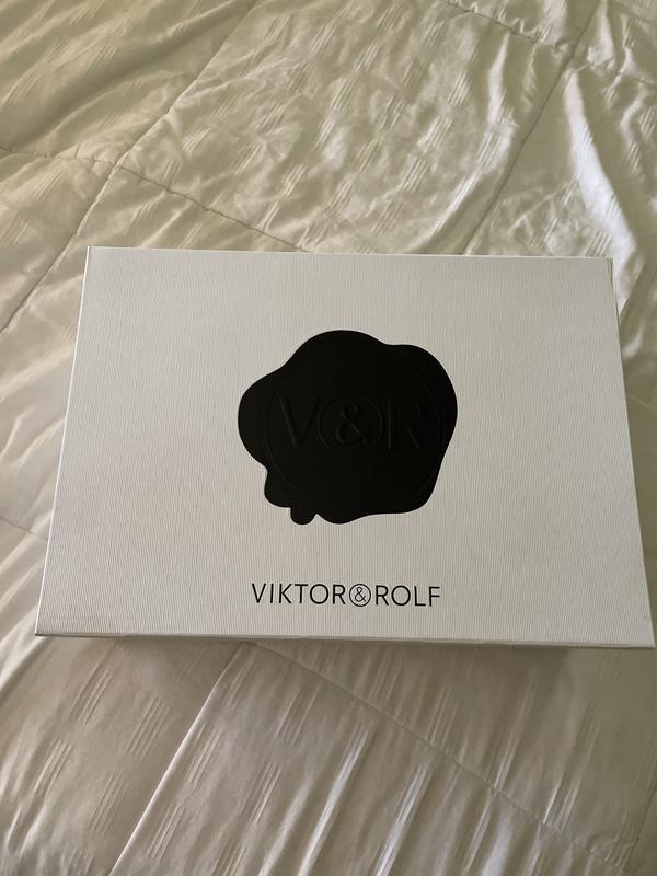 Viktor & Rolf Gift Box
