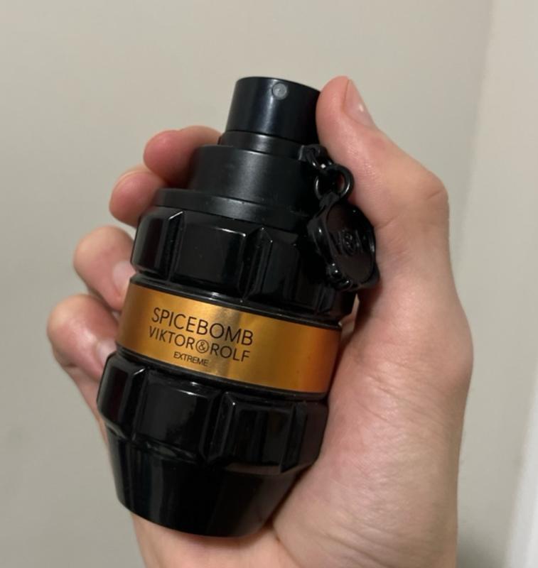 Spicebomb Extreme Men's Cologne | Viktor & Rolf Official Site