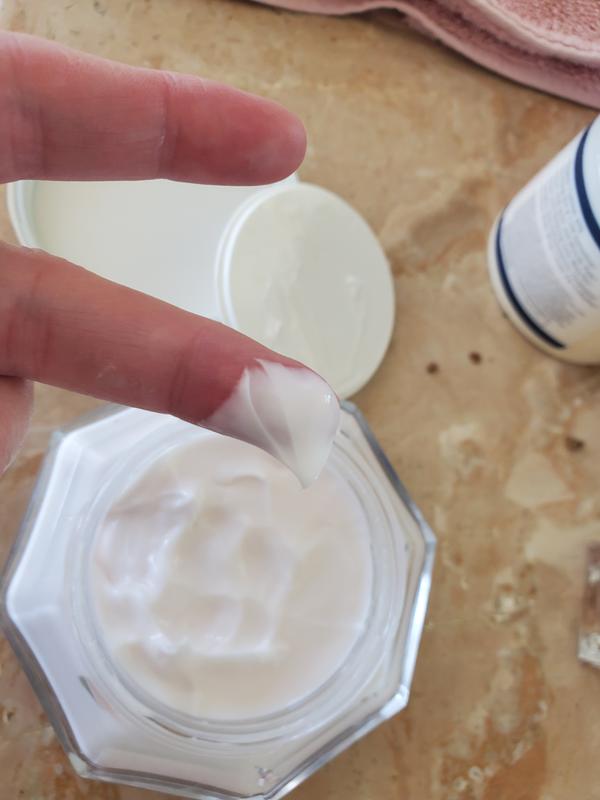 Customer photo for "Body Cream is a Dream"