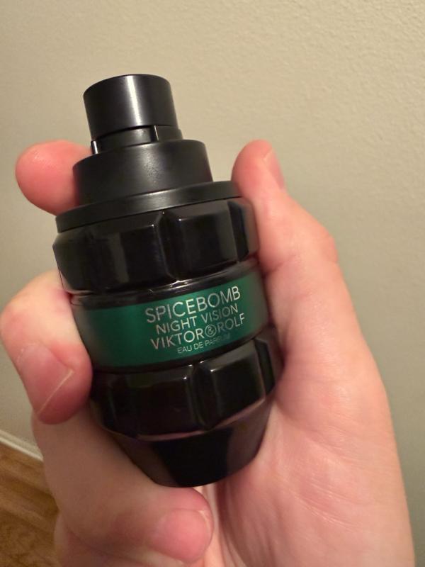 Customer carousel item 3.