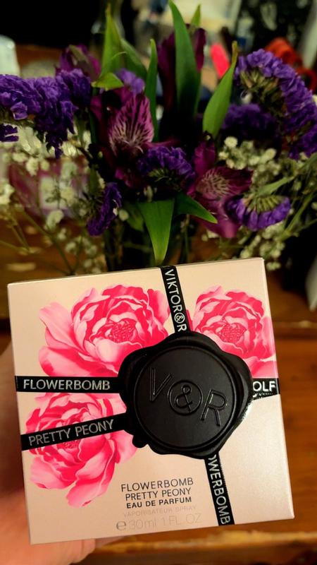 Viktor & Rolf Flowerbomb Pretty Peony Eau de Parfum, 3.4 oz. - Macy's