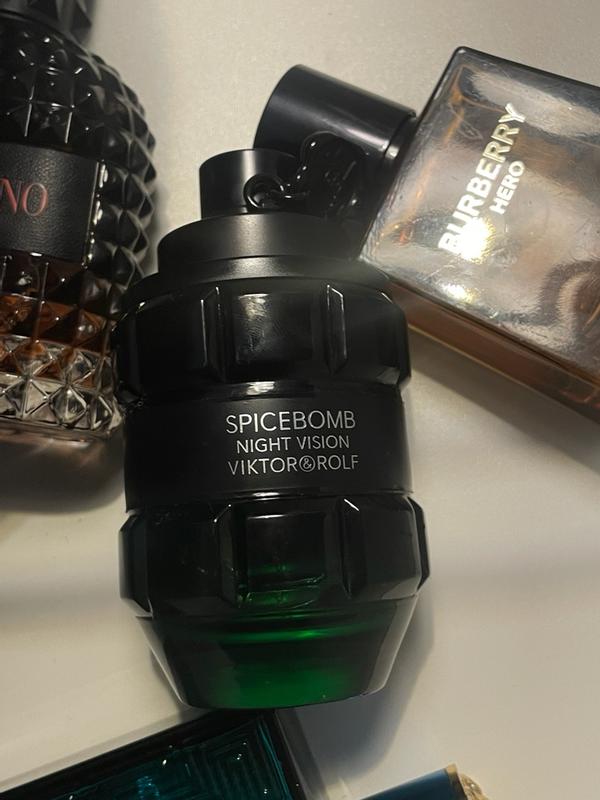 Customer photo for "Spicebomb night vision edt is an amazing cologne, with a versatile blend of crisp green apple, warm cardamom, and dark woods that easily stand out as a crowd pleasing hit."