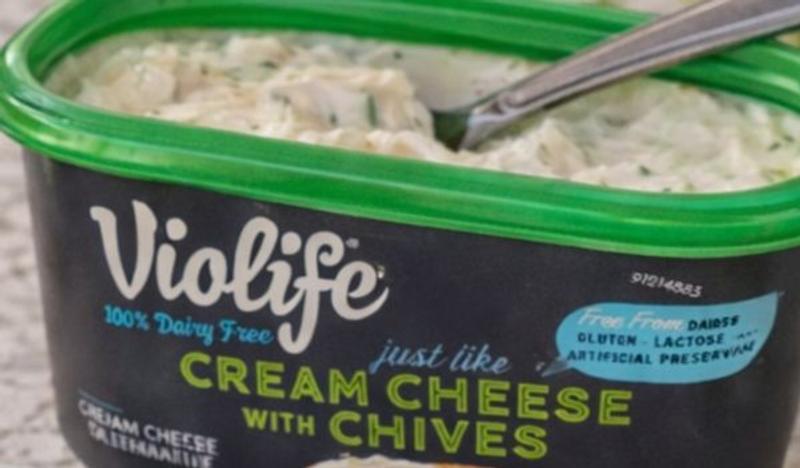 Supreme Cream Cheese Strawberry: Dairy Free | Violife