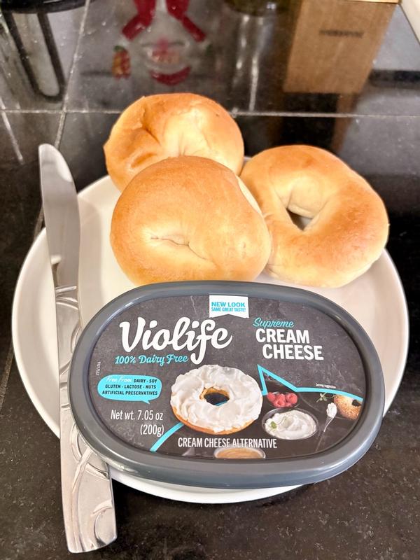 Supreme Cream Cheese – With Chives: Dairy Free & Vegan | Violife