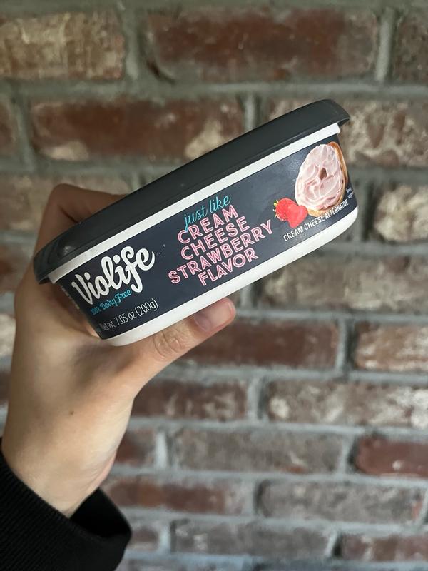 Supreme Cream Cheese Strawberry: Dairy Free | Violife