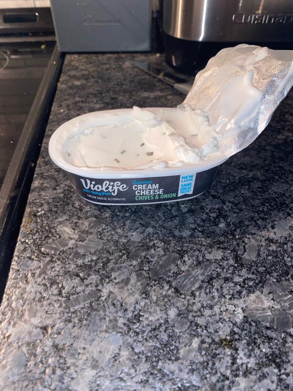 Supreme Cream Cheese Strawberry: Dairy Free | Violife