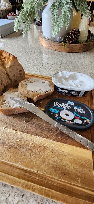 Supreme Cream Cheese Strawberry: Dairy Free | Violife