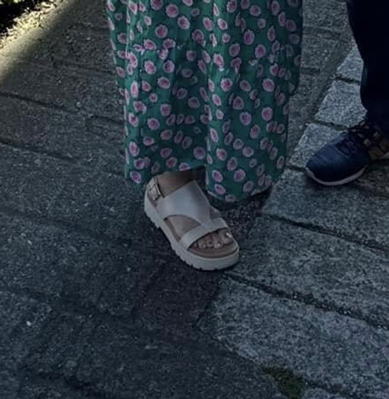 Customer photo for "Comfy and beautiful"