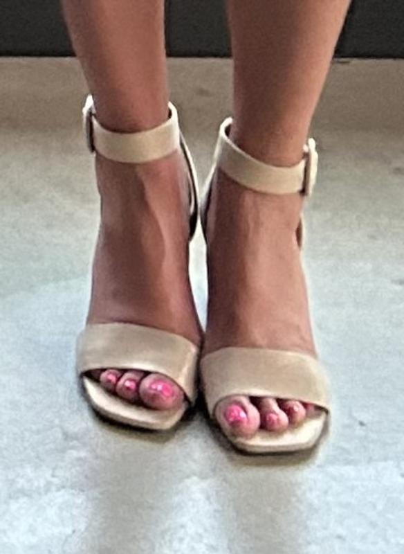 Customer carousel item 2.