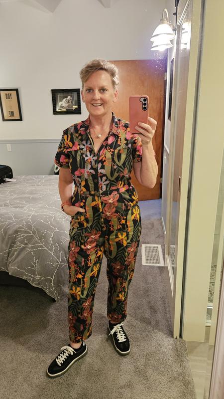 Customer photo for "Cute and comfortable! The black ones rock!"
