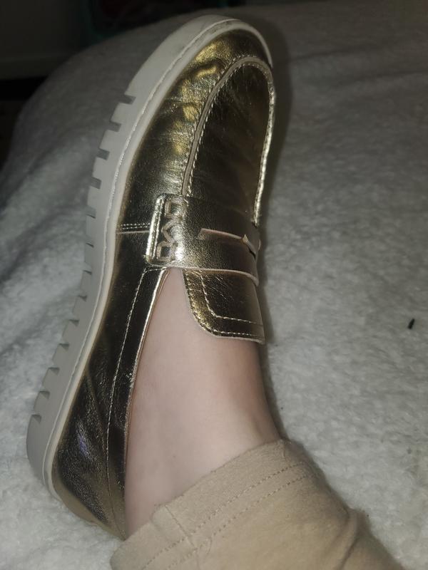 Perfect fit and comfort with or without socks