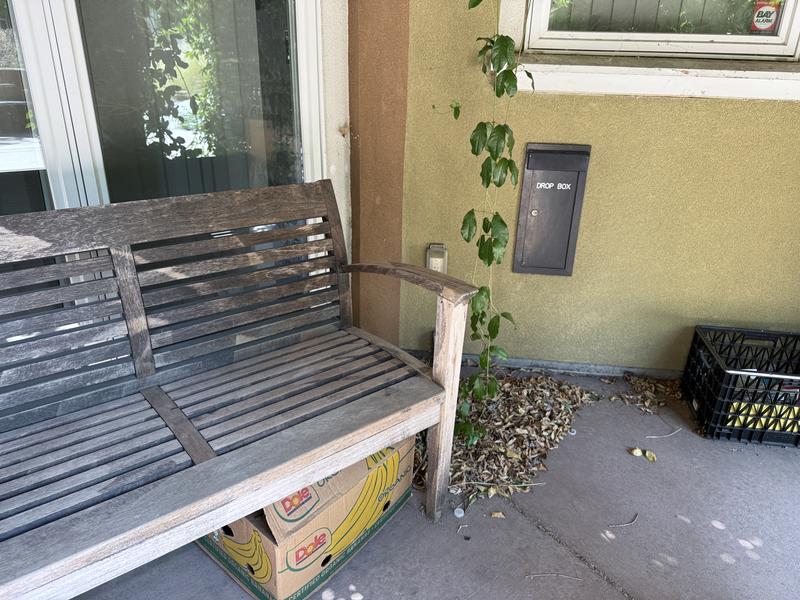 Customer carousel item 3.