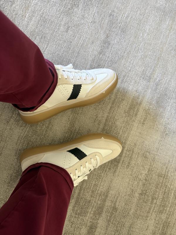 Customer photo for "Well made, comfortable, and stylish"