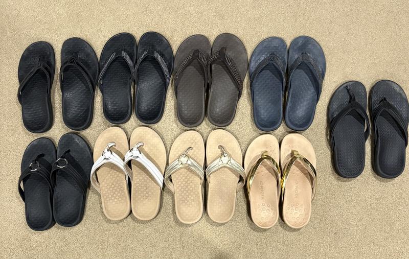 Customer photo for "Toe post broke within 6 months"