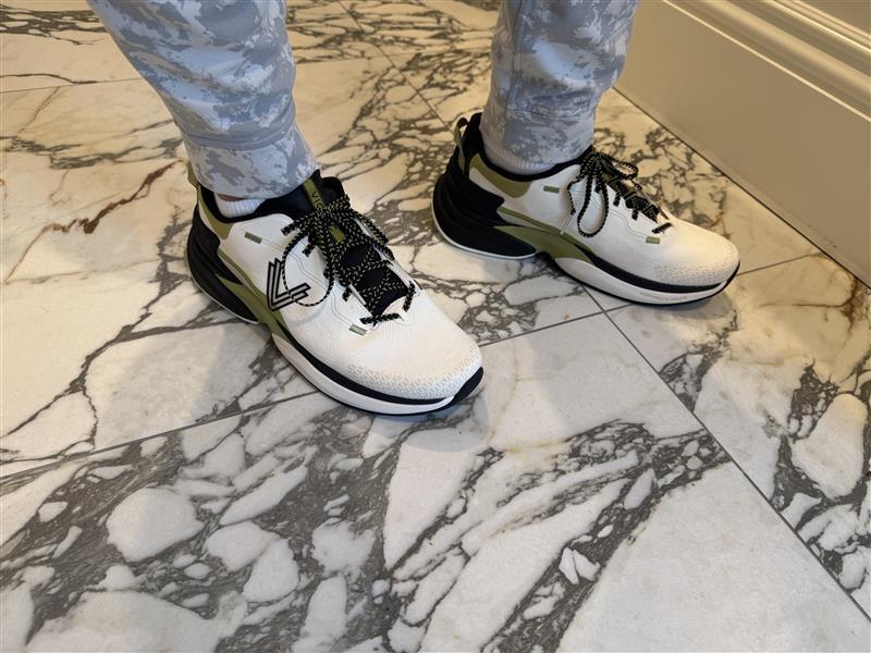 Customer carousel item 11.