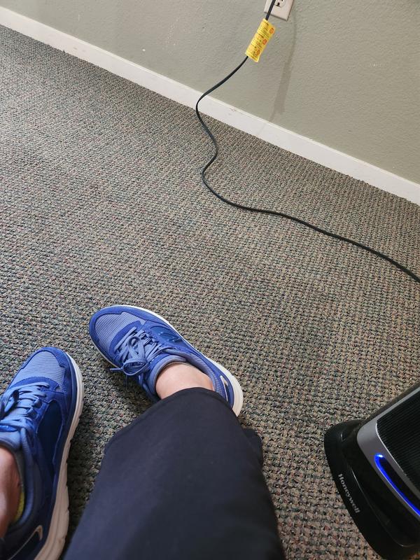 Customer photo for "Walk Max Skyline Sneakers"