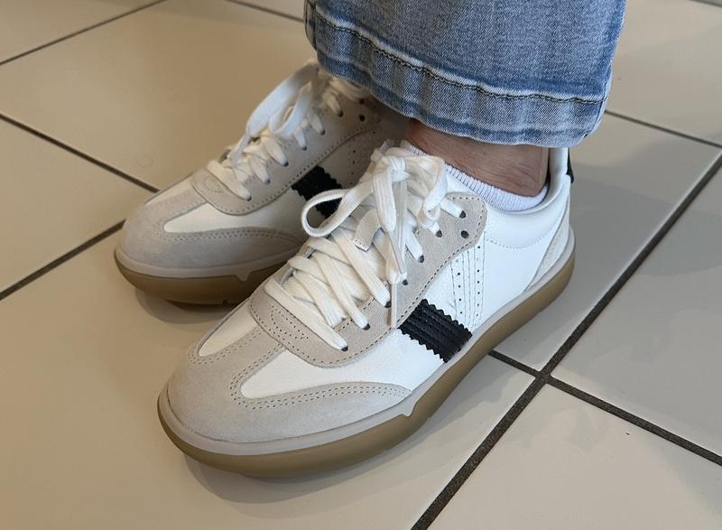 Customer photo for "Most comfortable shoes"