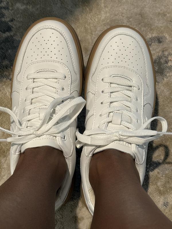 Kimmie Court, second pair.