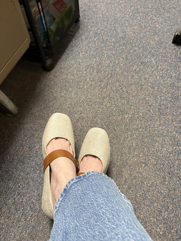 Review Thumbnail Image 0 381370918