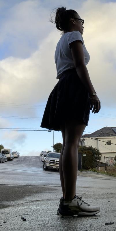 Customer carousel item 6.