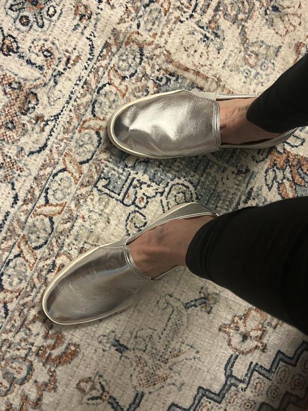 Note my toe placement.