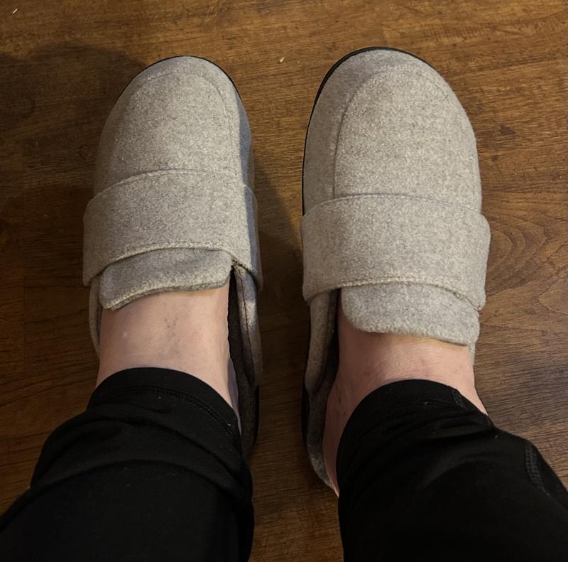 Vionic Gemma mule slippers in gray.