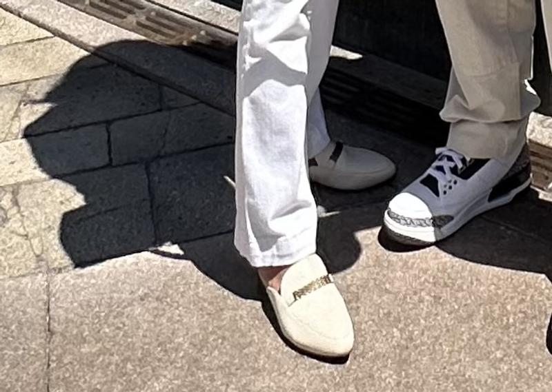 Customer carousel item 1.