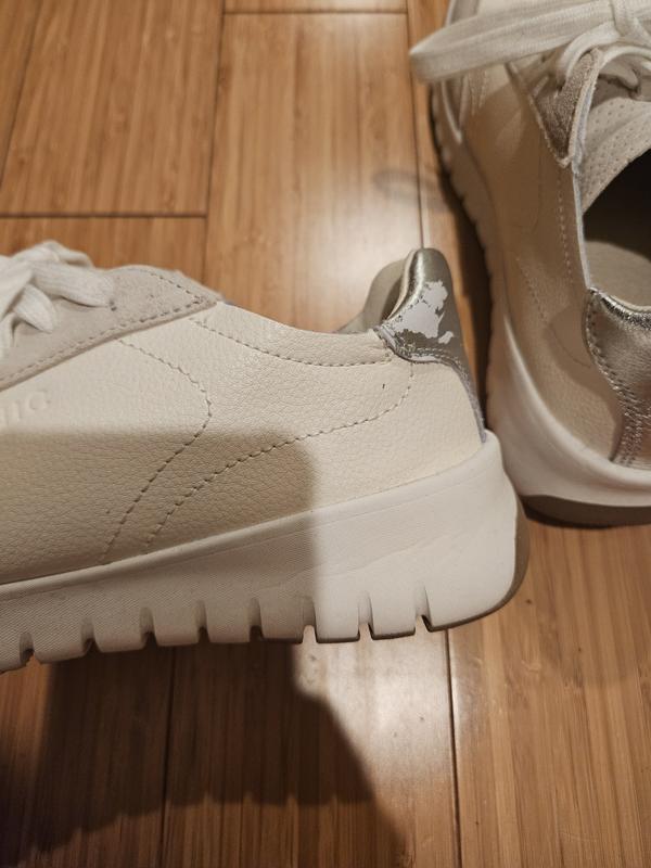 Customer photo for "Great shoes silver came off after 2 wears"