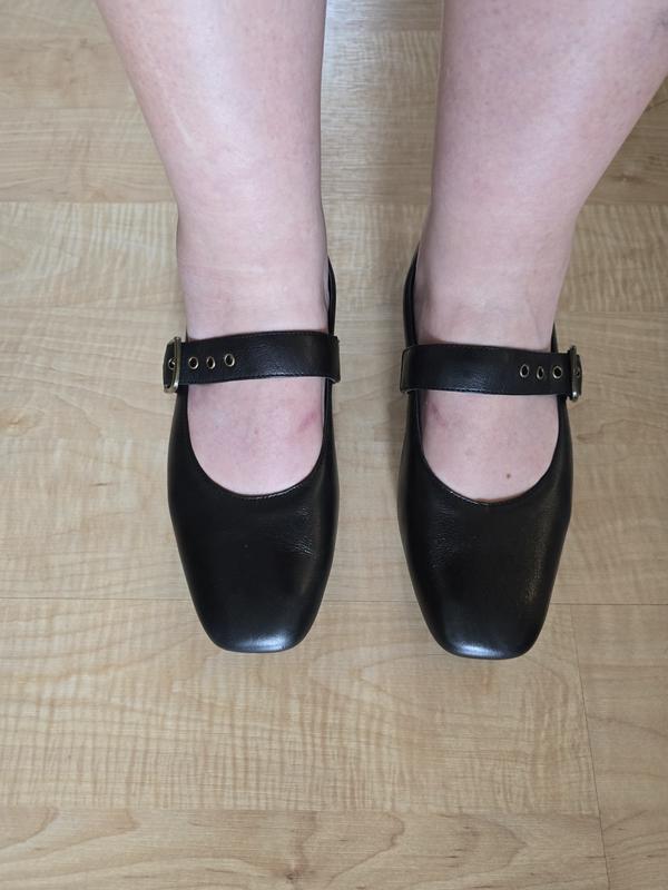 Customer photo for "Witch shoes"