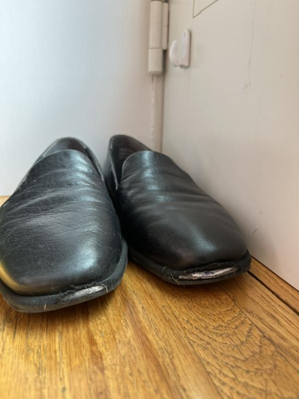 Customer photo for "SO COMFORTABLE but fell apart fast"