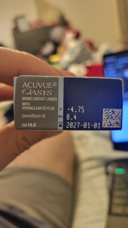 ACUVUE OASYS with HYDRACLEAR PLUS 12 Pack Contacts | The VSP