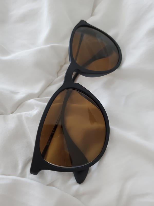 RAY-BAN サングラス正規品 ERIKA CLASSIC ブラウン レイバン公式ストア】 Ray-Ban® ERIKA CLASSIC サングラス