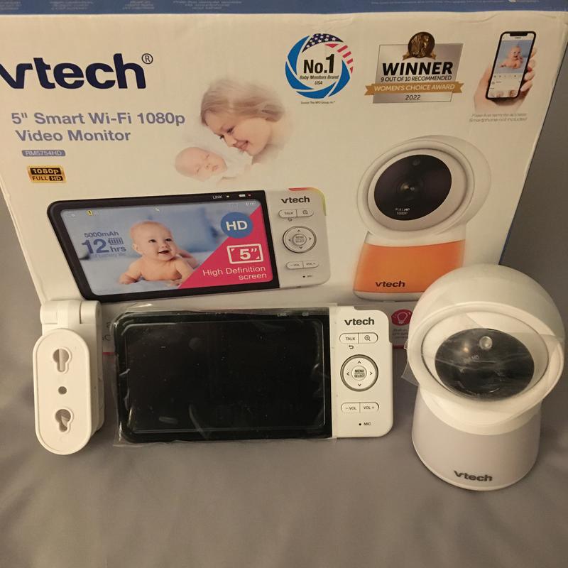 VTech Smart Wi-Fi Video Baby Monitor w/ 5” HC Display and 1080p HD Camera,  Built-in night light, RM5754HD White RM5754HD - Best Buy