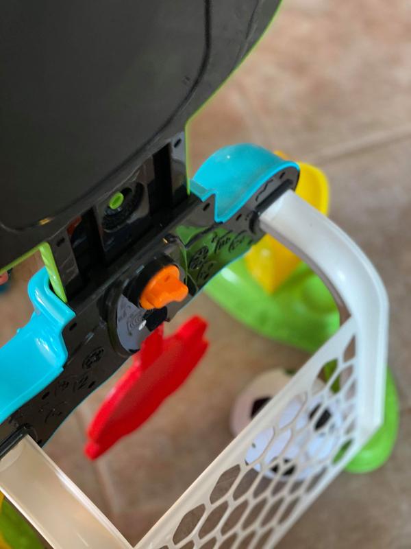 Height Adjustment Knob is very easy to use!