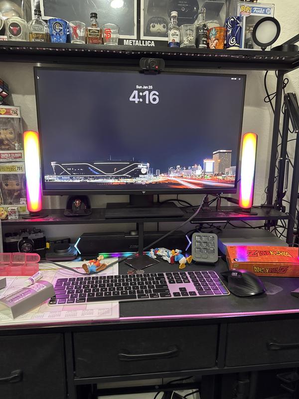 Customer carousel item 7.