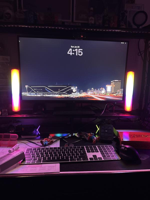 Customer carousel item 6.