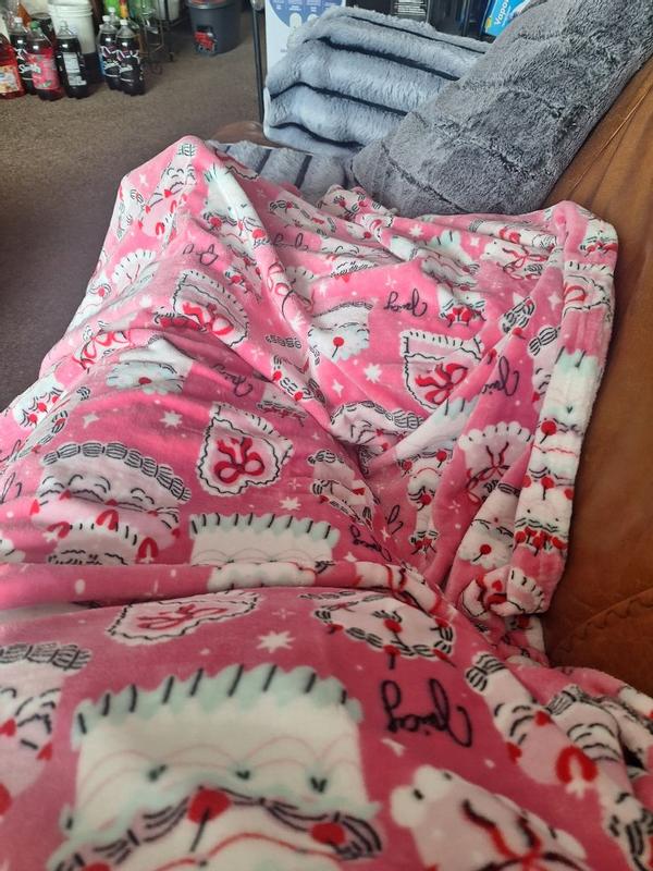 Customer carousel item 7.