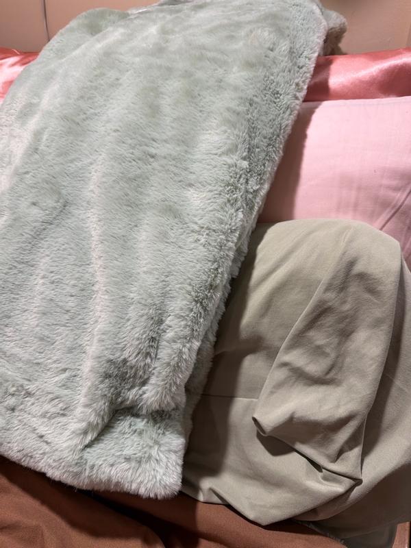 Customer carousel item 8.