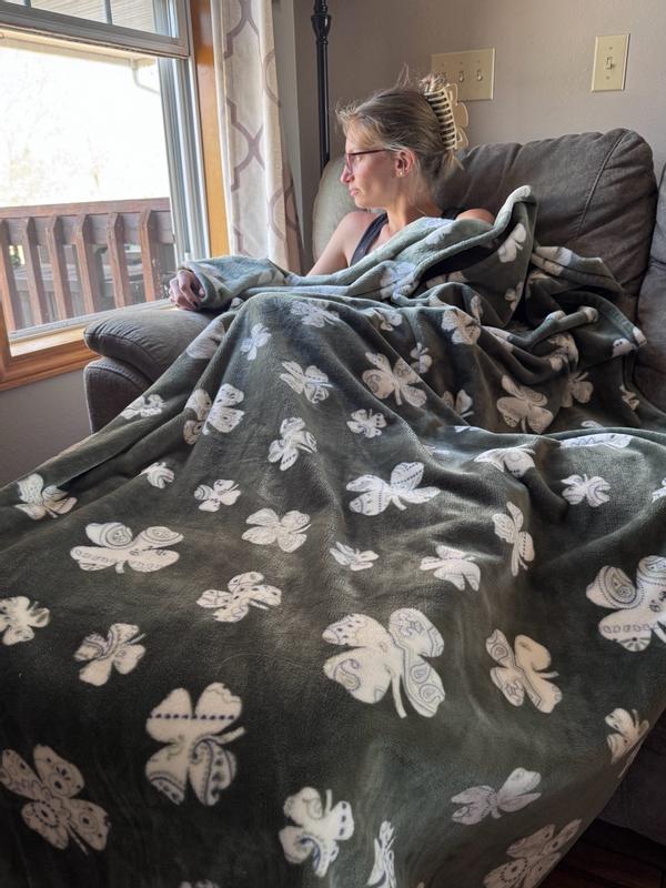 Customer carousel item 5.