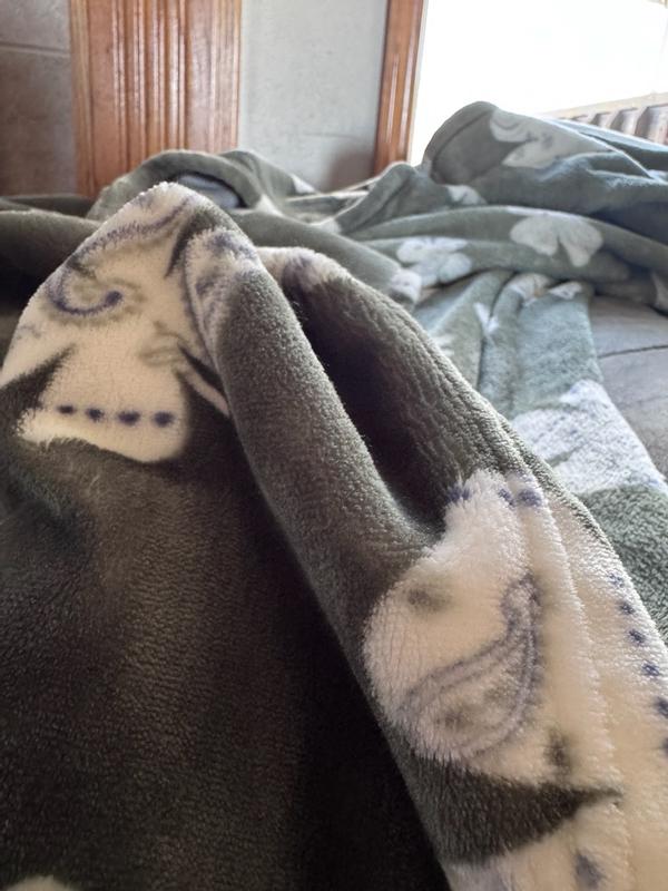 Customer carousel item 4.