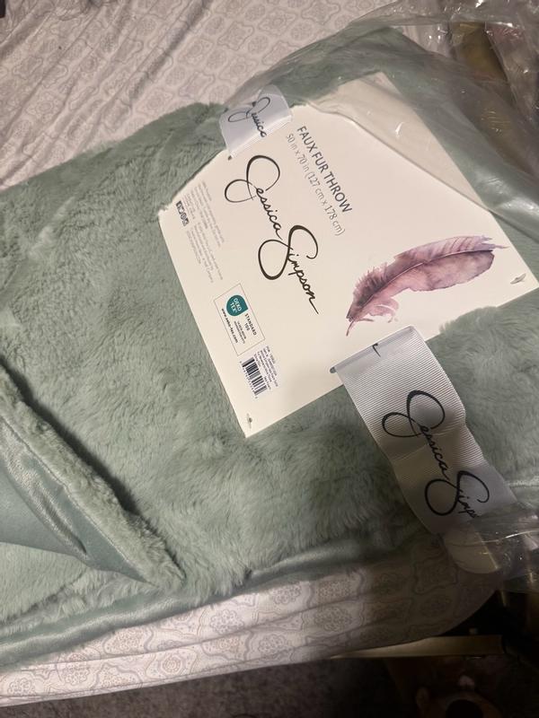 Customer carousel item 3.