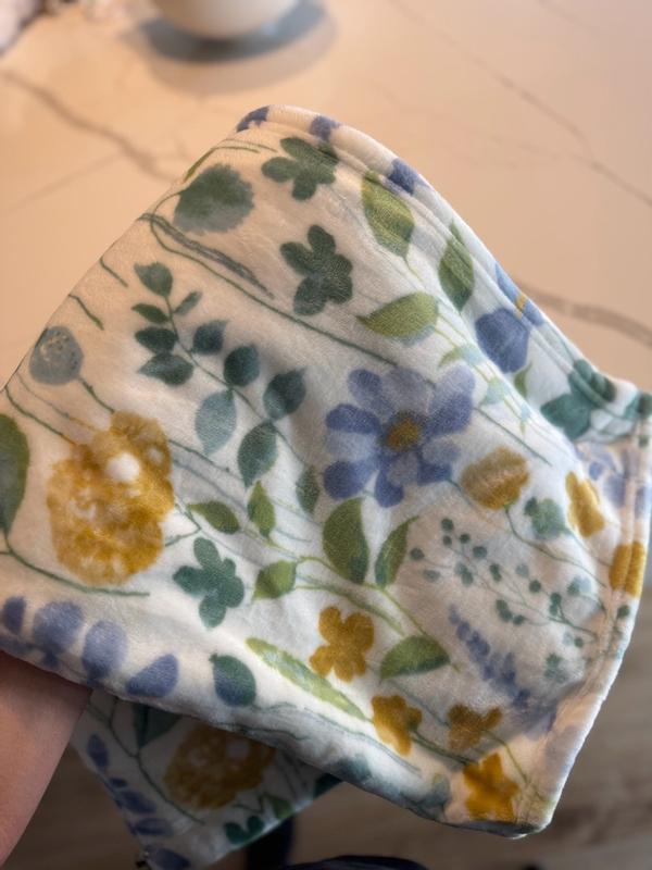 Customer carousel item 4.