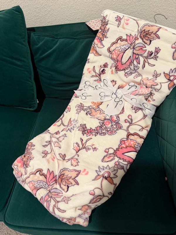 Customer carousel item 2.