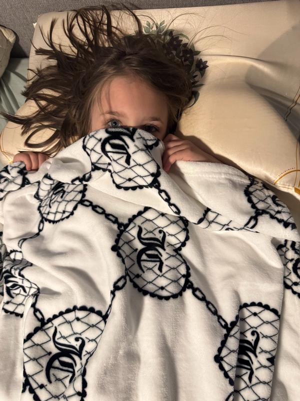 Customer carousel item 4.