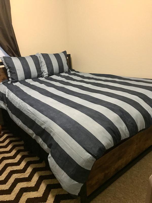 Juicy Couture Denim Stripe 3-Piece Reversible Full/Queen Duvet Cover Set