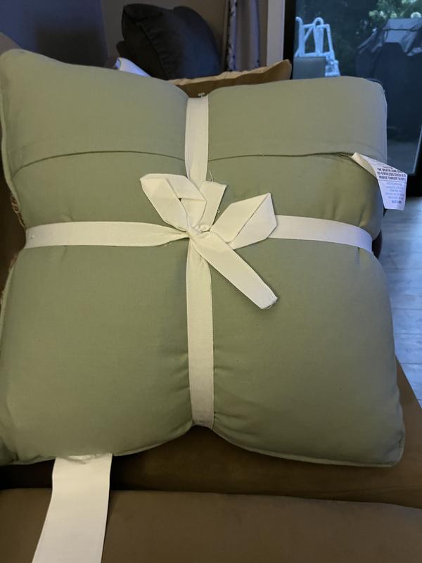 New pillow - the back