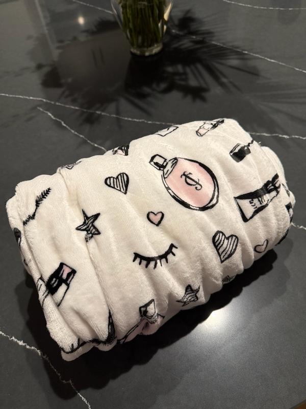 Customer carousel item 10.