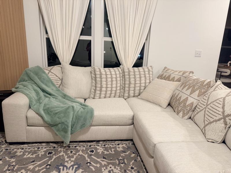 Customer carousel item 1.